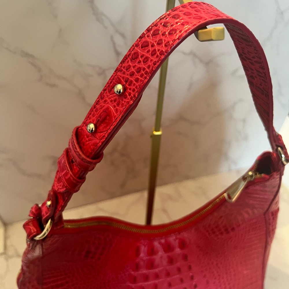 Brahmin Fuchsia Crocodile-Embossed Shoulder Bag|Good Condition - Picture 7 of 16